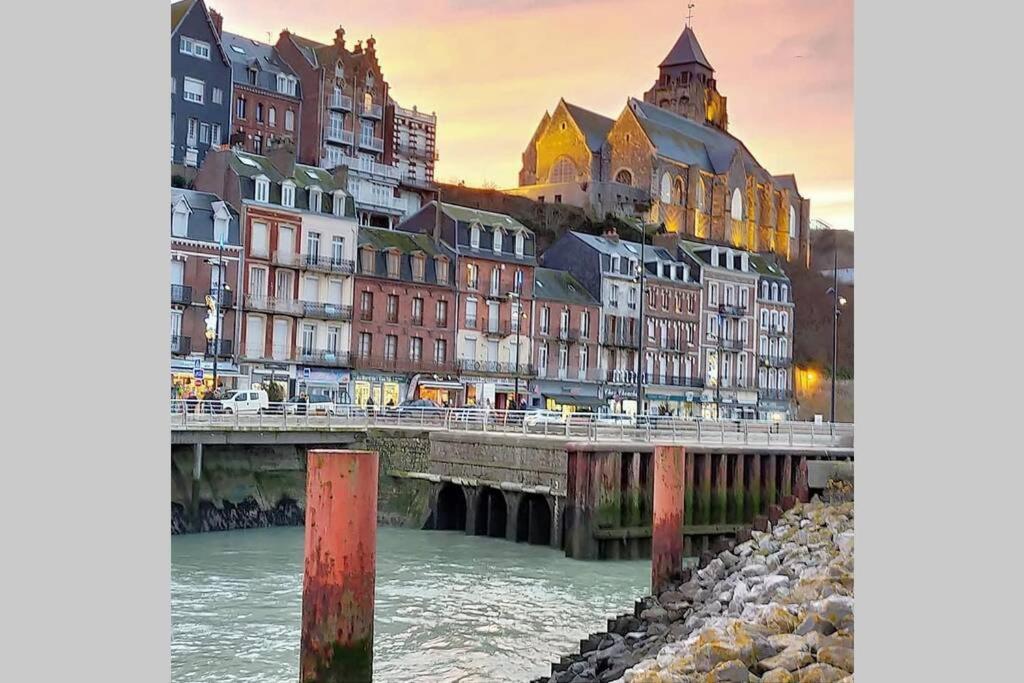 Entre Mer Et Falaises 2 Le Tréport Exteriör bild
